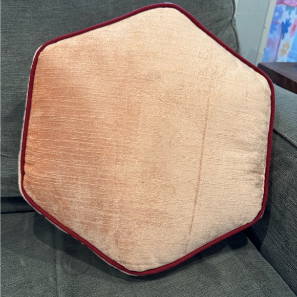 New Pillow from Threshold designed with Studio McGee - Picture 1 of 2